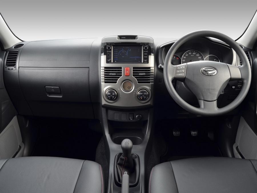  Daihatsu Terios Diva Deluxe 2013 года  (фото 5 из 5)